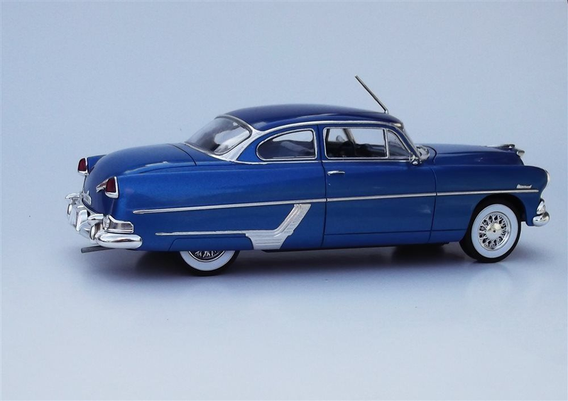 1954 Hudson Hornet Club Coupe. See the shorter roofline and rear glass? It’s not a sedan because it doesn’t share a roofline with the “sedan” models. It’s its own thing. It’s a coupe.